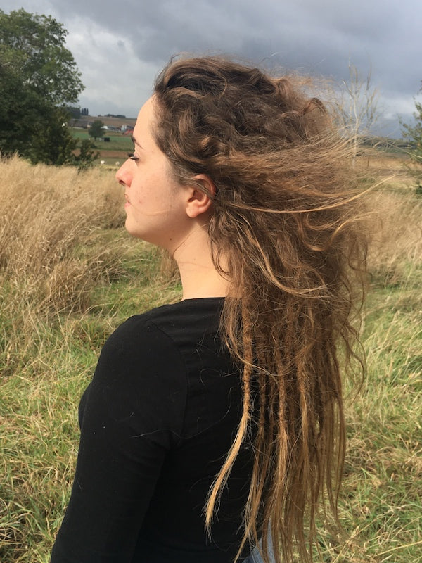 Holi Dreadlocks – Partial Locs [Half Hoofd]