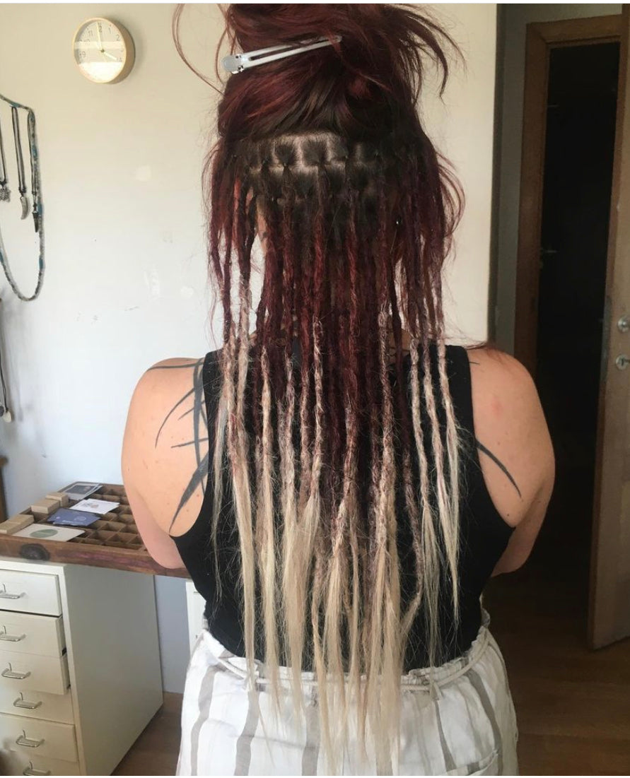 Holi Dreadlocks – Locs partielles : 2 rangées ou plus - Moitié de tête [acompte 60 €]